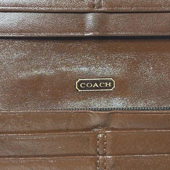 Handpainted Coach Signature Wallet - Picture 4 of 13